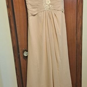 Beautiful formal ivory gown